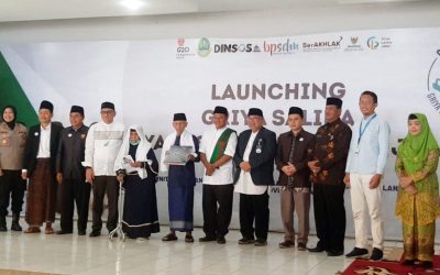 FILANTRA DUKUNG LAUNCHING PESANTREN LANSIA JUARA (GRIYA SALIRA) DENGAN BERI BANTUAN QURAN