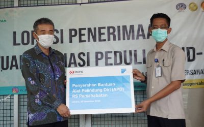 PENYERAHAN BANTUAN ALAT PELINDUNG DIRI (APD) PT. MU RESEARCH AND CONSULTING INDONESIA (MURCI) di RSUP PERSAHABATAN