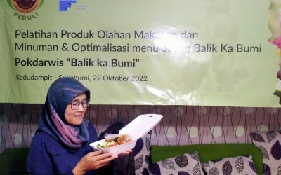 PT SMELTING BERIKAN PELATIHAN UNTUK PENGEMBANGAN SAUNG BALIK KA BUMI