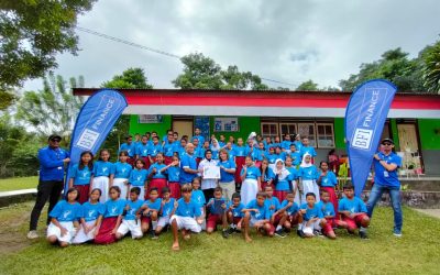 BFI FINANCE DUKUNG PENDIDIKAN MELALUI PROGRAM GERAKAN 1000 SEPATU UNTUK ANAK BANGSA DI MALUKU