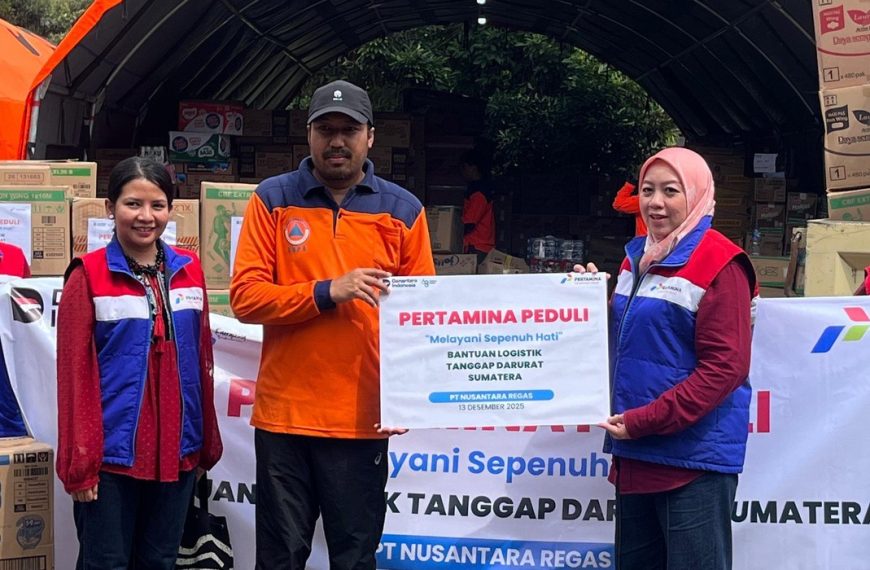 From Jakarta to Sumatra, PT Nusantara Regas Strengthens Recovery for Flood Affected Communities